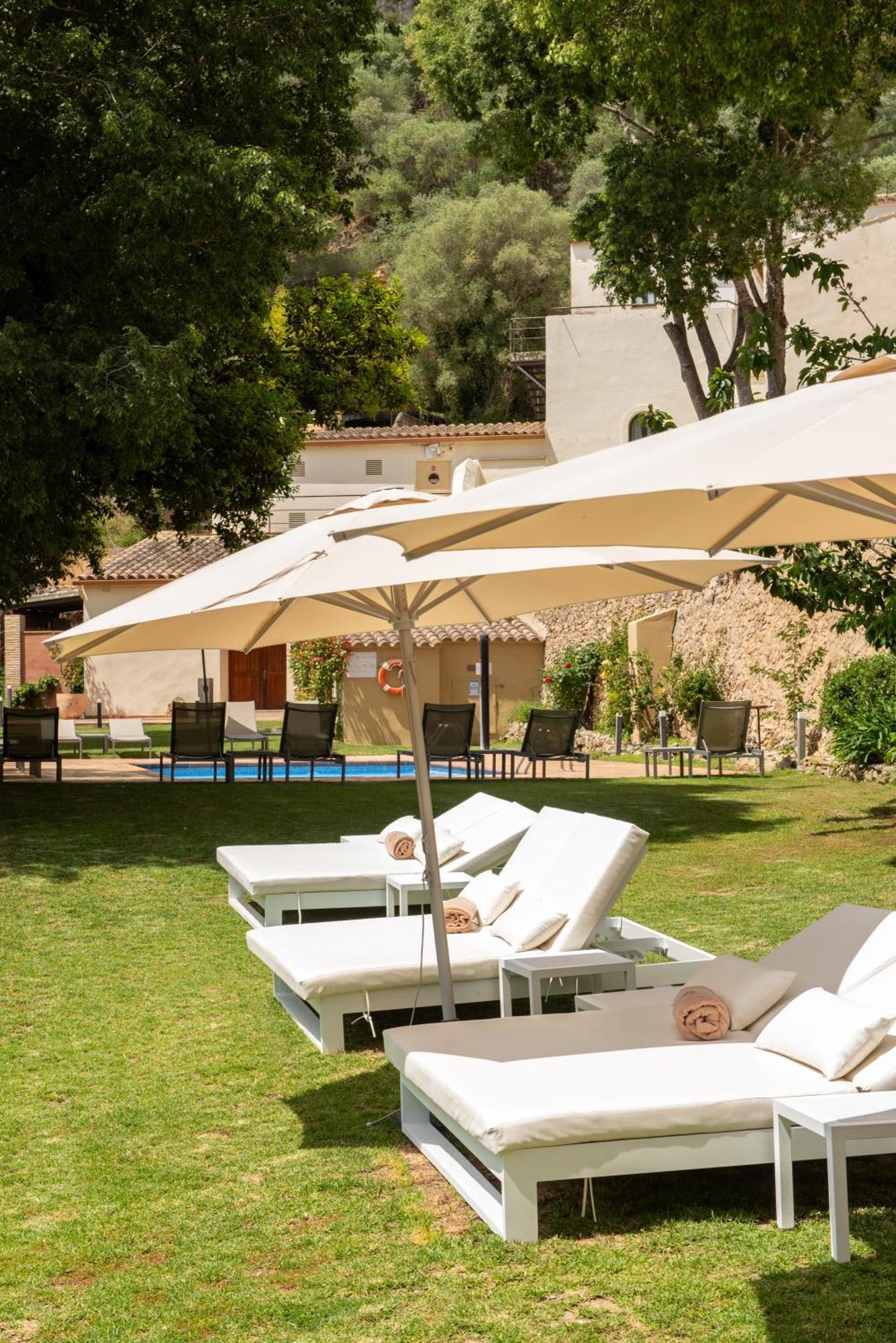 Hotel Convent De Begur Esterno foto