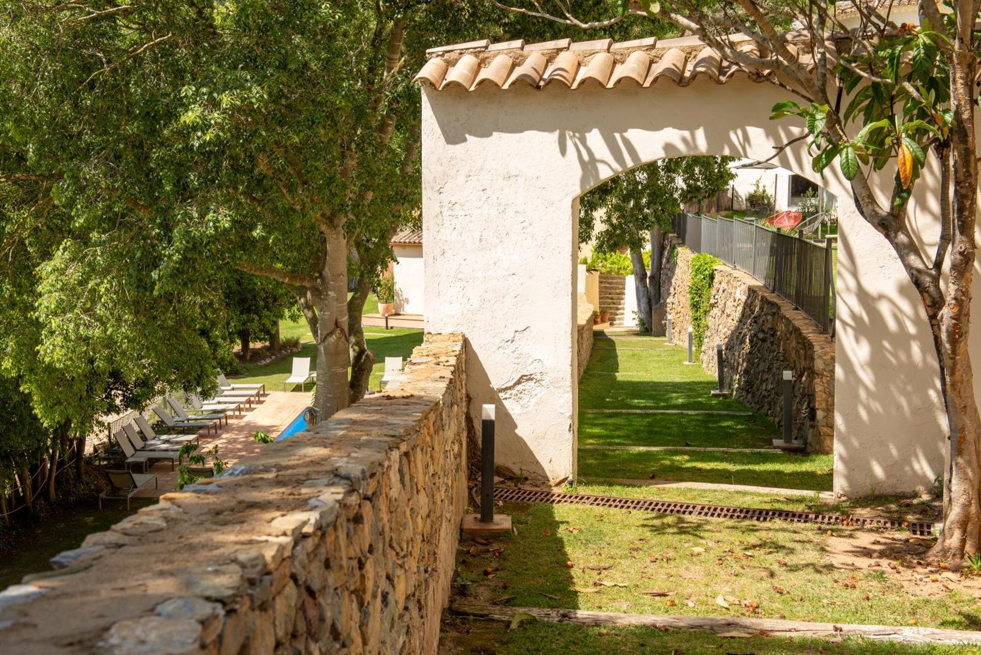 Hotel Convent De Begur Esterno foto